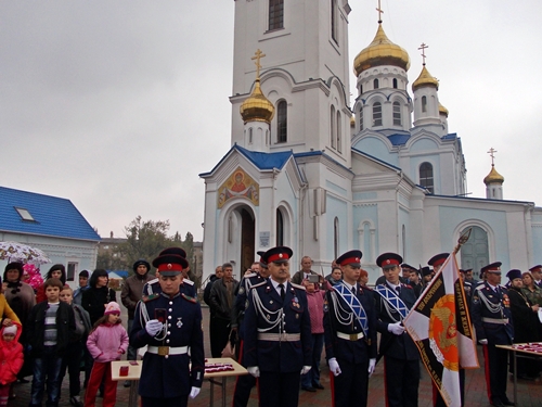 Шахтинские кадеты дали клятву и отправились на Покровский концерт