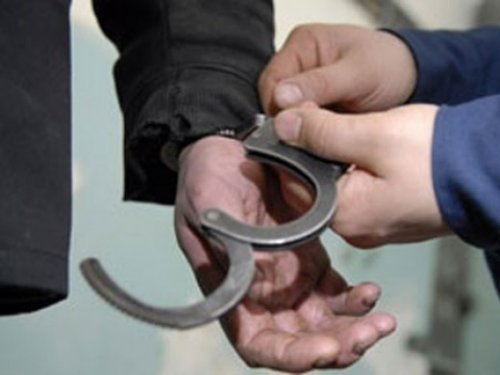 Задержали грабителей, похитивших 4 миллиона рублей у валютчика