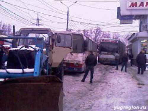 Автобусы шахты ростов главный. Автобус Краснодар Шахты. Автовокзал города Шахты. Автобусы в Шахтах.