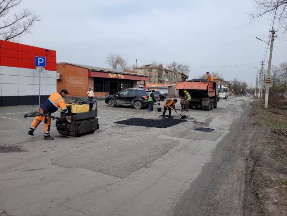 Новости шахты. Ремонт дорог. Ремонт дорог в городе. Ремонтные работы. Дорожная улица.