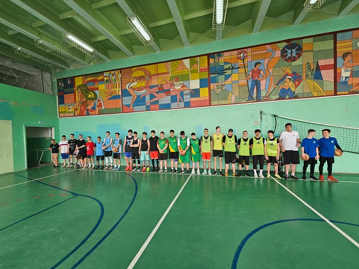 Сборные юных баскетболистов боролись за звания лучших на муниципальной Спартакиаде