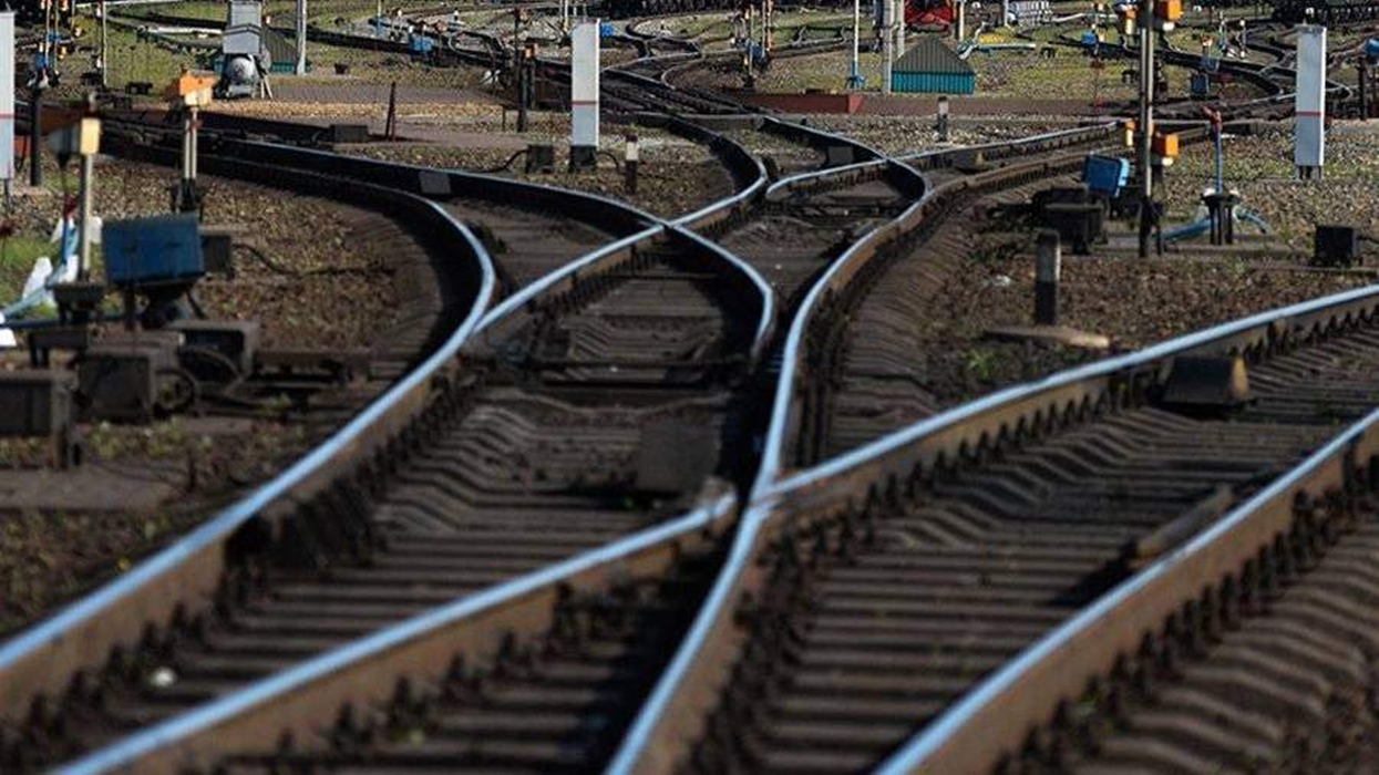 Железная дорога из Ростова в Крым через Новороссию начнёт полноценно работать до конца 2024 года