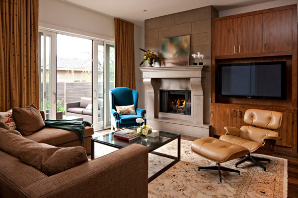  Timeless Eames Lounge   