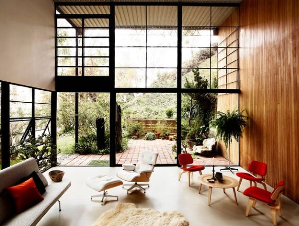  Timeless Eames Lounge   